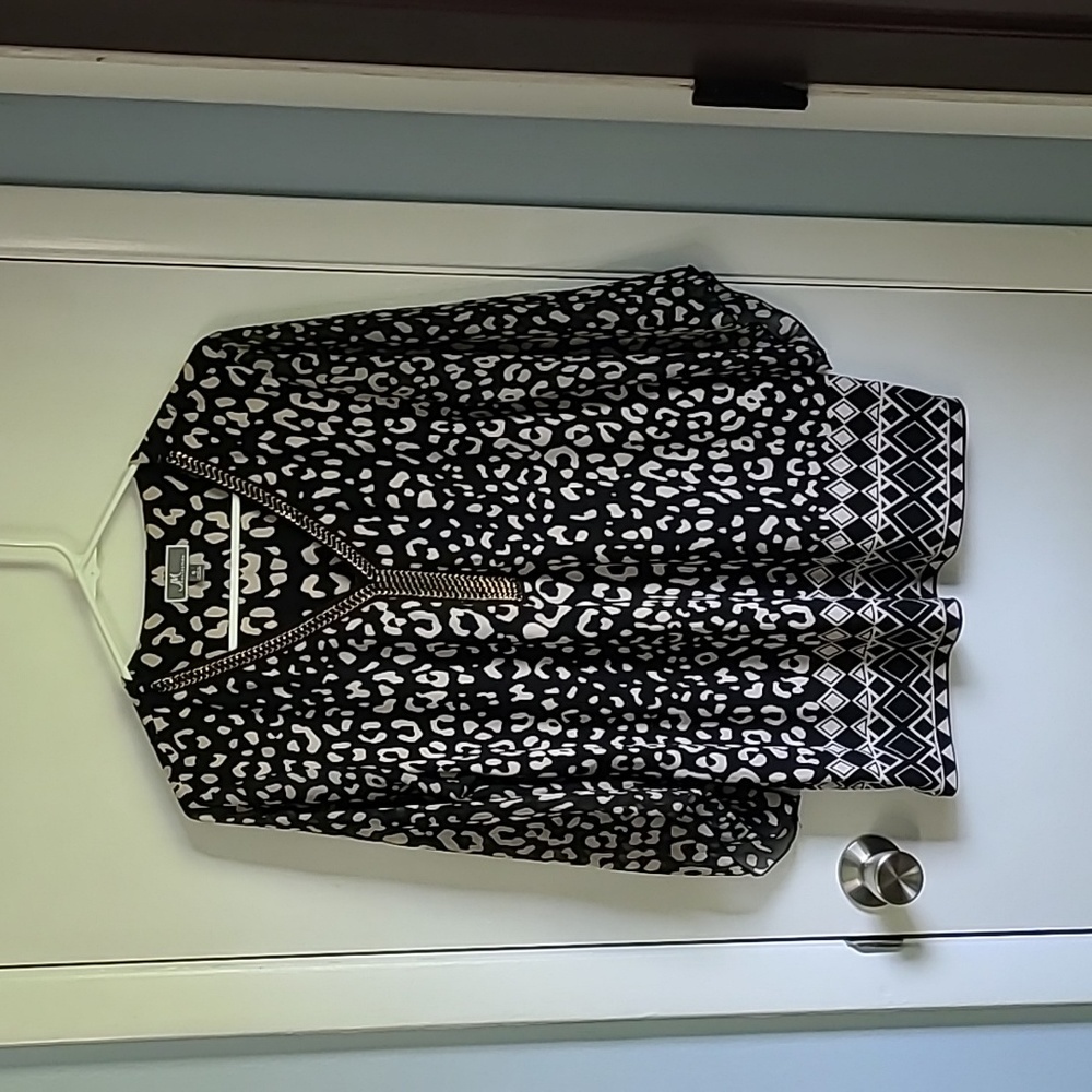 JM Collection top